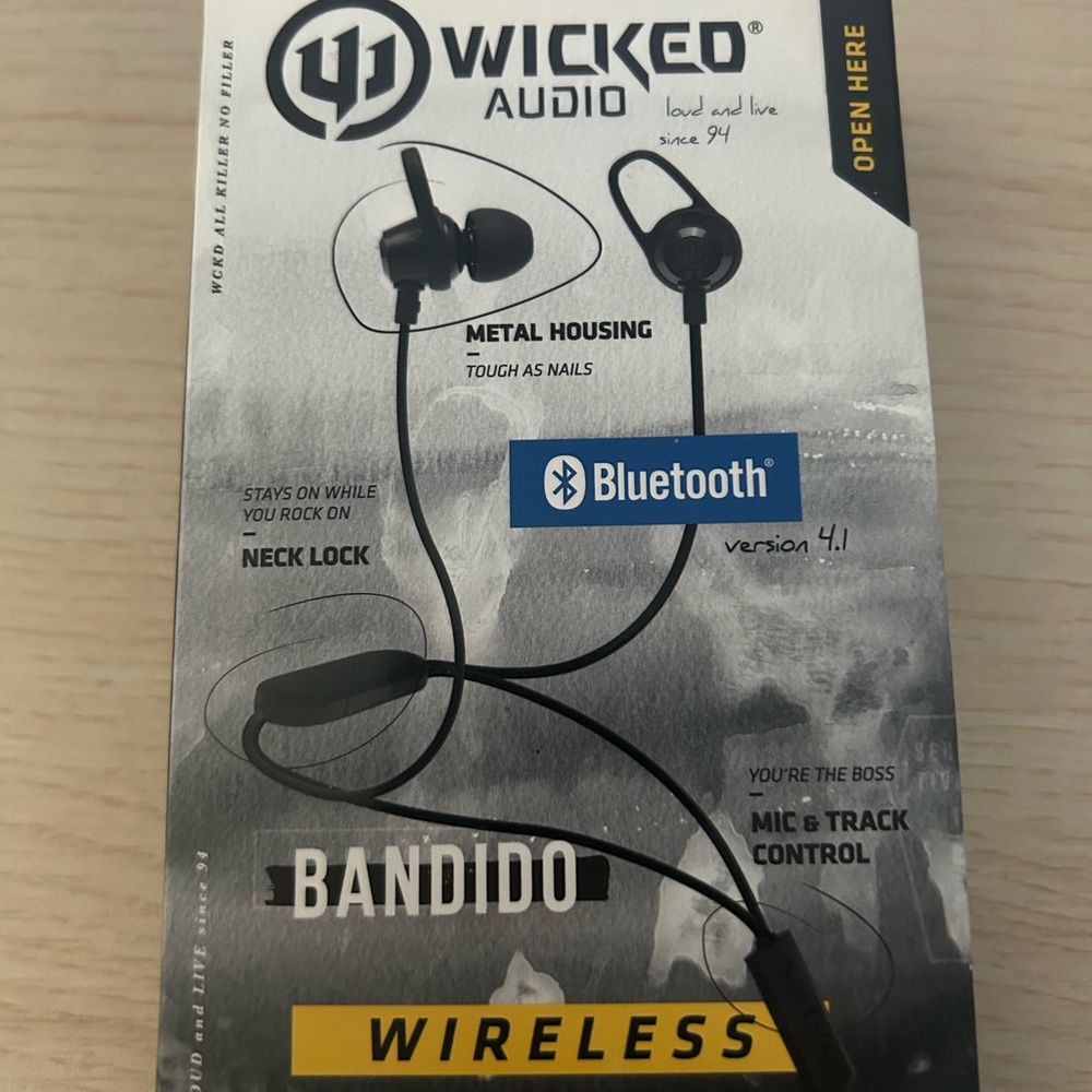 Wicked Bandido Bluetooth earbuds